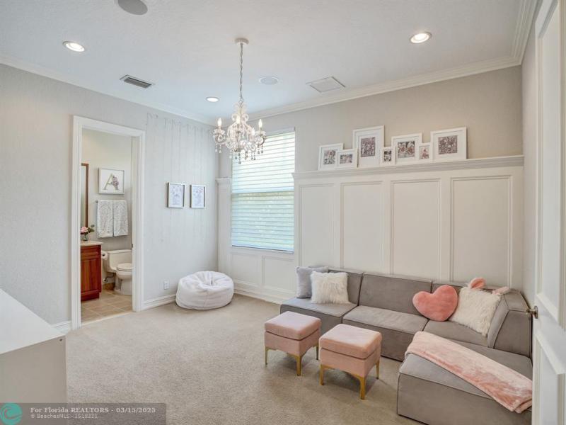  Single Family Homes Photo 19: 15093 SW 16th St  Davie,  FL 33326