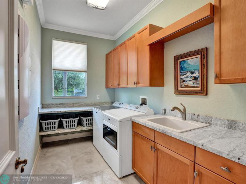  Single Family Homes Photo 24: 15093 SW 16th St  Davie,  FL 33326