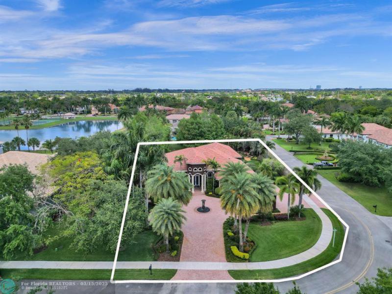  Single Family Homes Photo 3: 15093 SW 16th St  Davie,  FL 33326