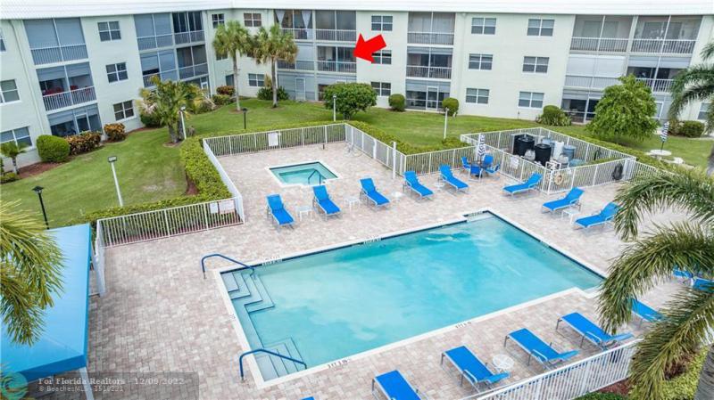  Condo & Townhome Photos