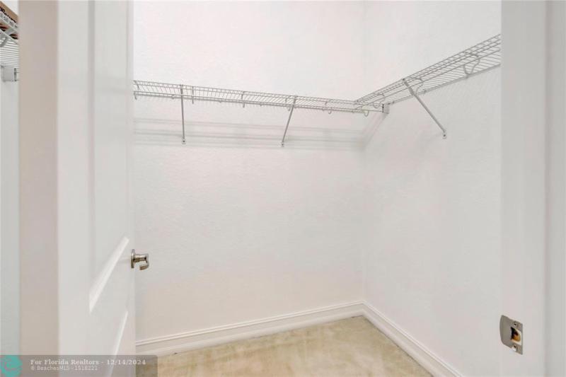  Single Family Homes Photo 28: 11348 SW 12th St  Pembroke Pines,  FL 33025