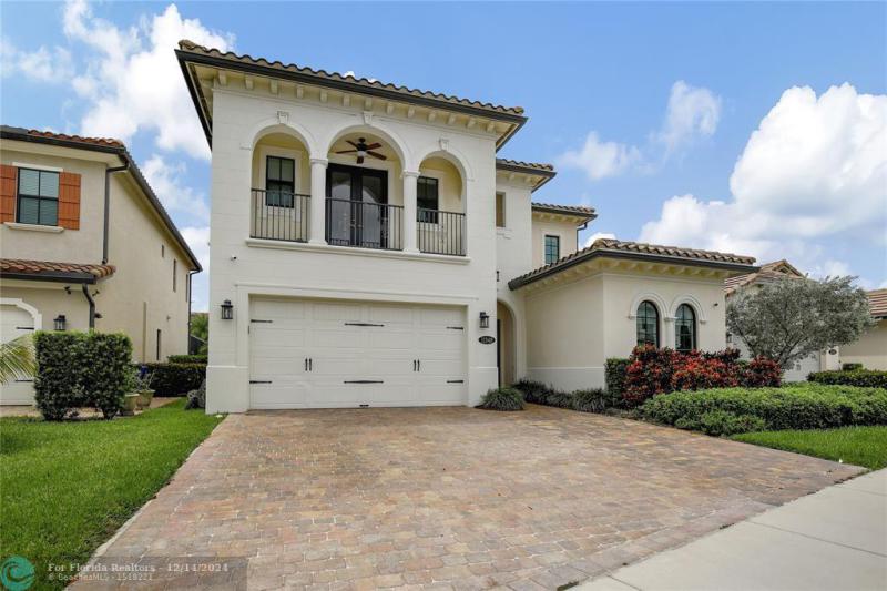 Single Family Homes Photo 3: 11348 SW 12th St  Pembroke Pines,  FL 33025