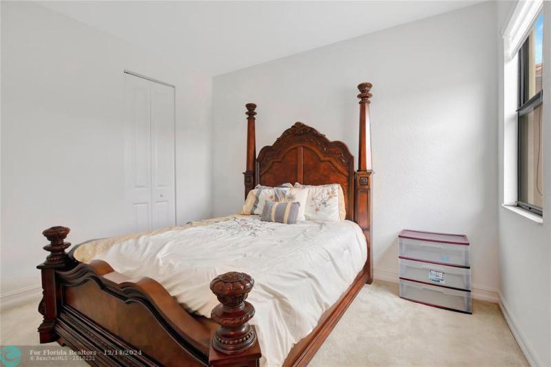  Single Family Homes Photo 33: 11348 SW 12th St  Pembroke Pines,  FL 33025