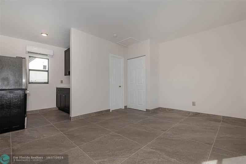 Duplex, Triplex and Fourplex Images