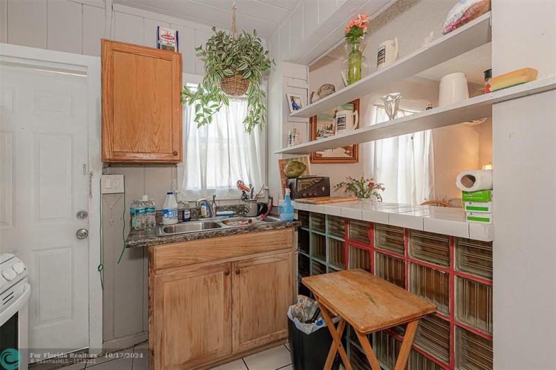 Duplex, Triplex and Fourplex Images