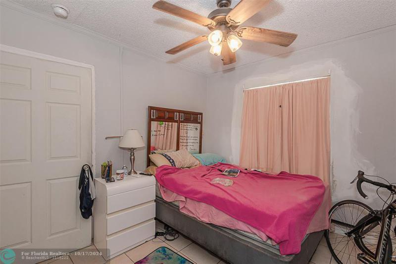 Duplex, Triplex and Fourplex Images