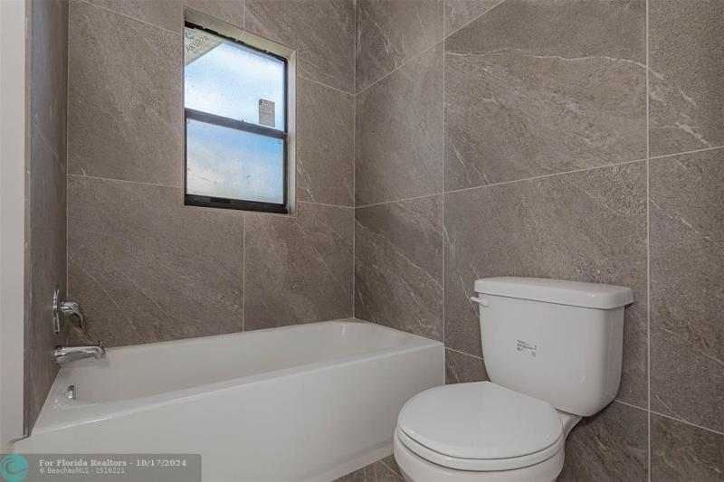 Duplex, Triplex and Fourplex Images