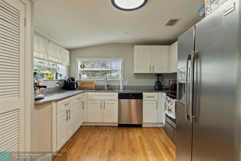 Duplex, Triplex and Fourplex Images