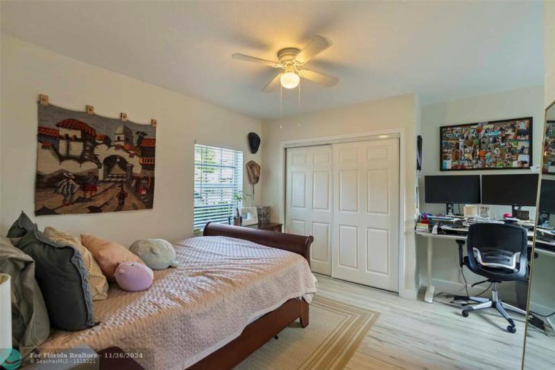 Duplex, Triplex and Fourplex Images