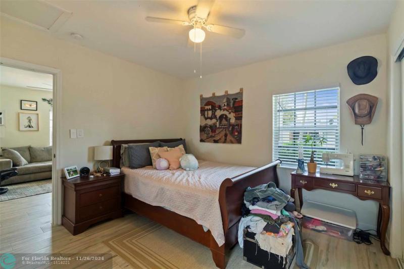 Duplex, Triplex and Fourplex Images