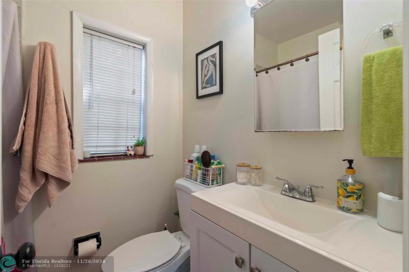 Duplex, Triplex and Fourplex Images