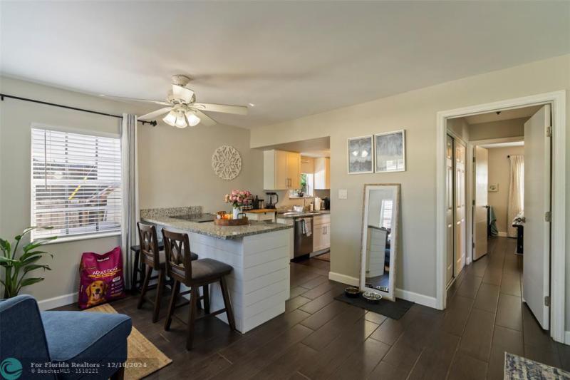 Duplex, Triplex and Fourplex Images