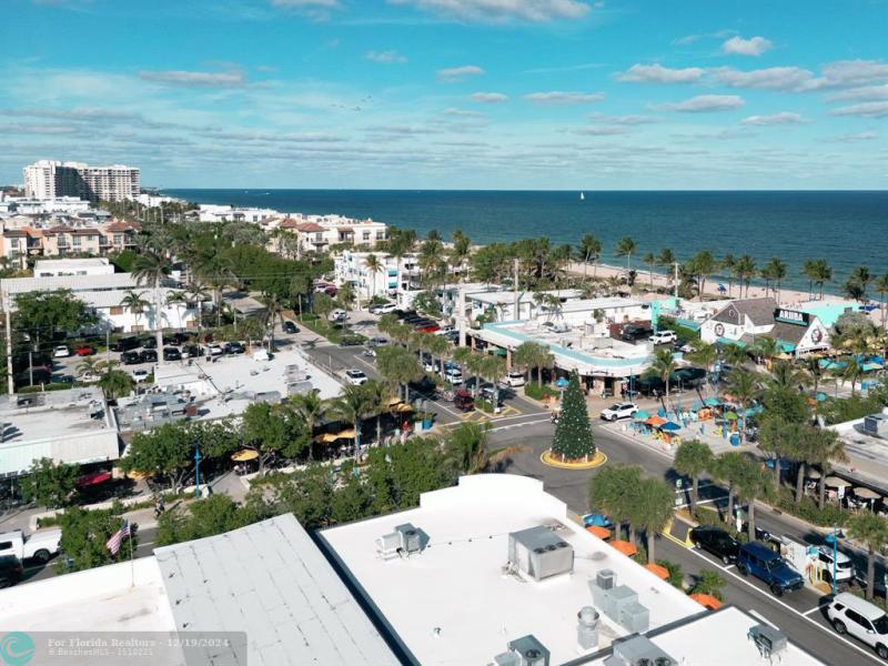  Single Family Homes Photo 22: 4621 W Tradewinds Ave  Lauderdale By The Sea,  FL 33308