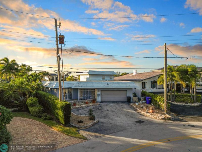  Single Family Homes Photo 28: 4621 W Tradewinds Ave  Lauderdale By The Sea,  FL 33308