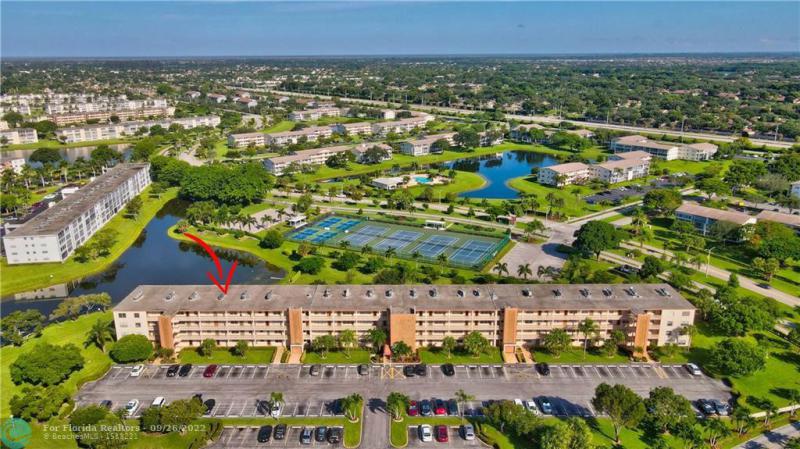  Condo & Townhome Photos