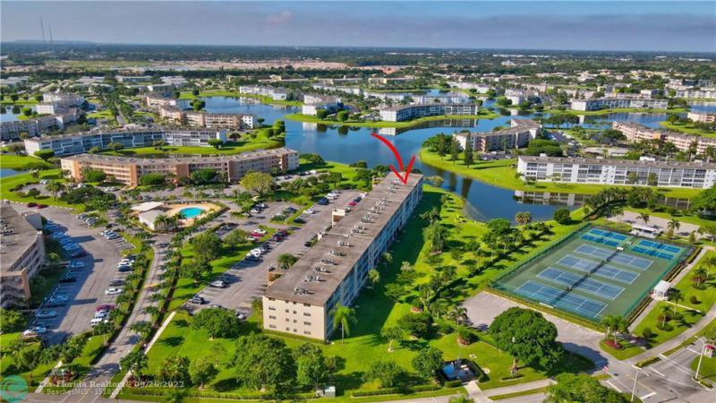  Condo & Townhome Photos