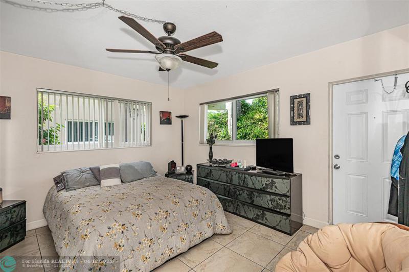 Duplex, Triplex and Fourplex Images