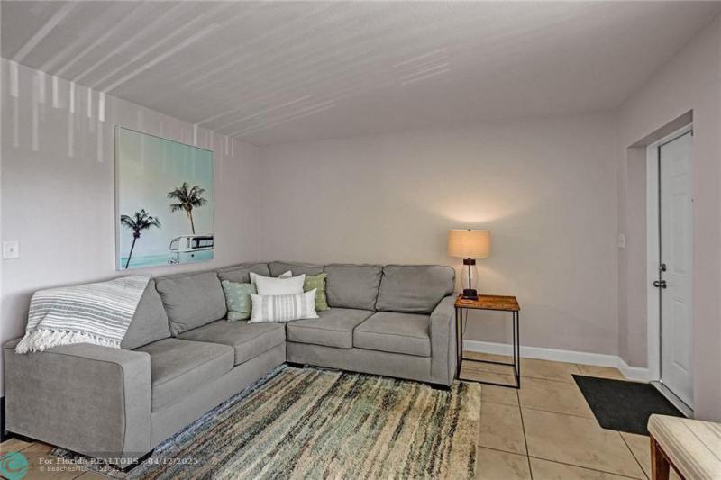 Duplex, Triplex and Fourplex Images