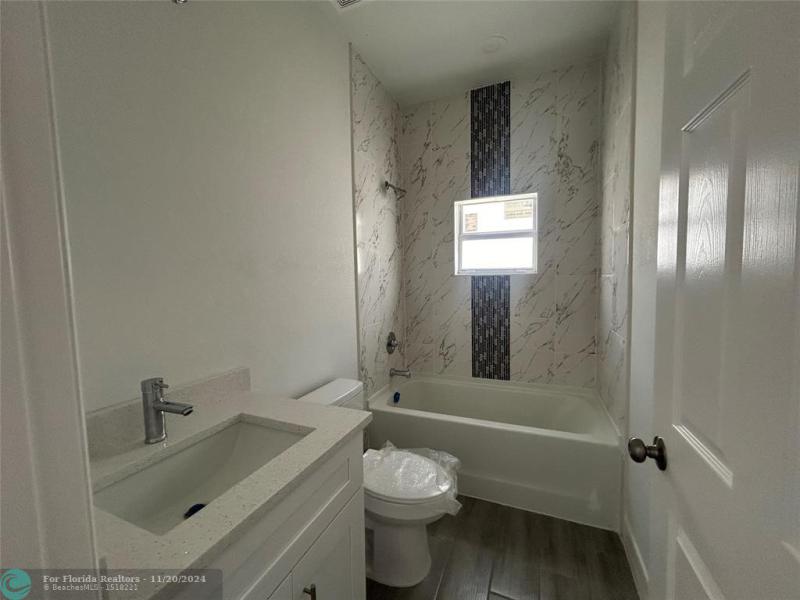 Duplex, Triplex and Fourplex Images