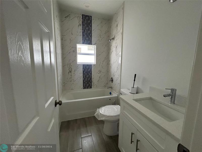 Duplex, Triplex and Fourplex Images