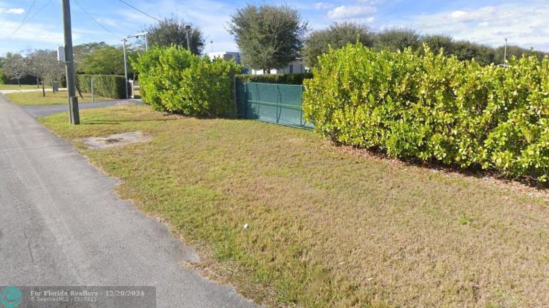 Duplex, Triplex and Fourplex Images