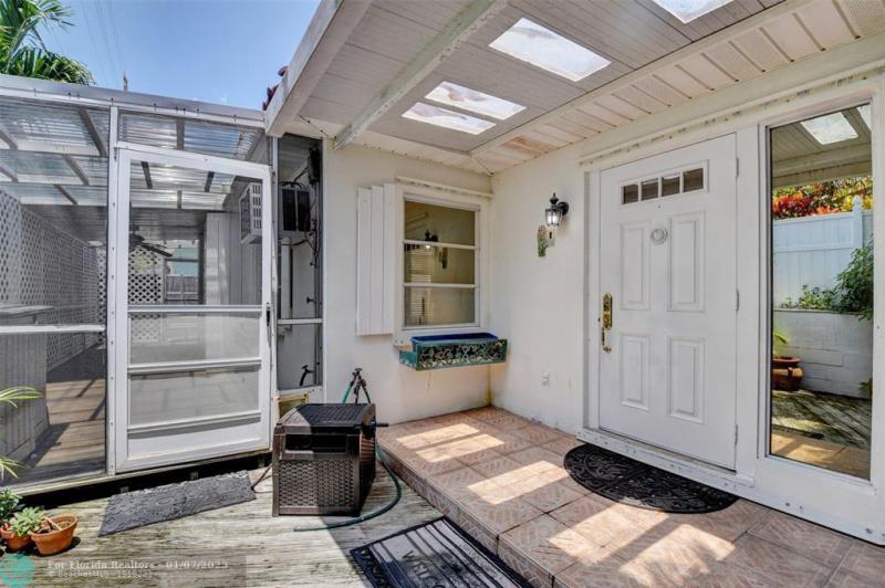 Duplex, Triplex and Fourplex Images