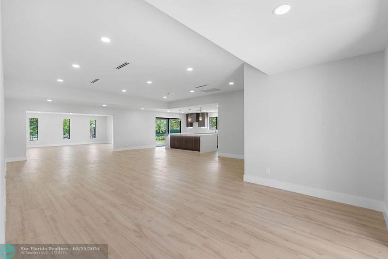  Single Family Homes Photo 12: 17021 SW 62 COURT  Southwest Ranches,  FL 33331