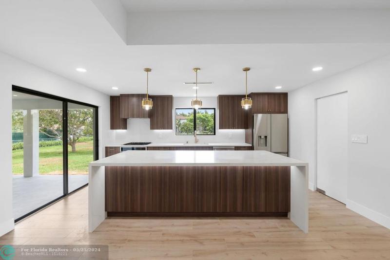  Single Family Homes Photo 14: 17021 SW 62 COURT  Southwest Ranches,  FL 33331