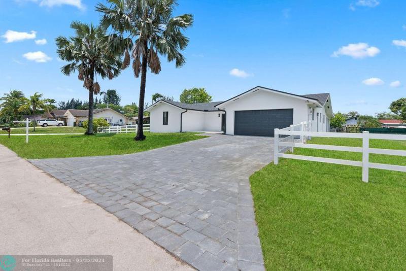  Single Family Homes Photo 46: 17021 SW 62 COURT  Southwest Ranches,  FL 33331
