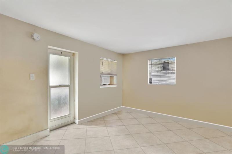 Duplex, Triplex and Fourplex Images