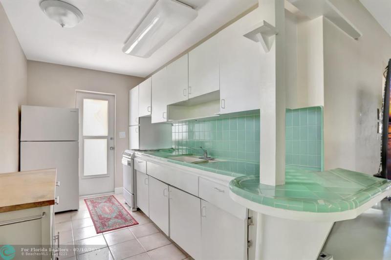 Duplex, Triplex and Fourplex Images