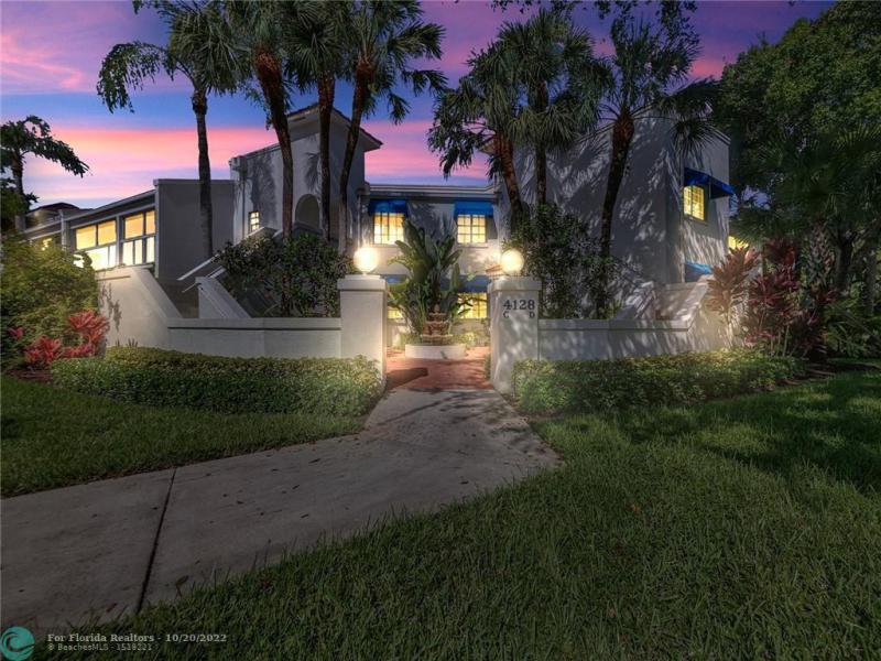  Condo & Townhome Photos