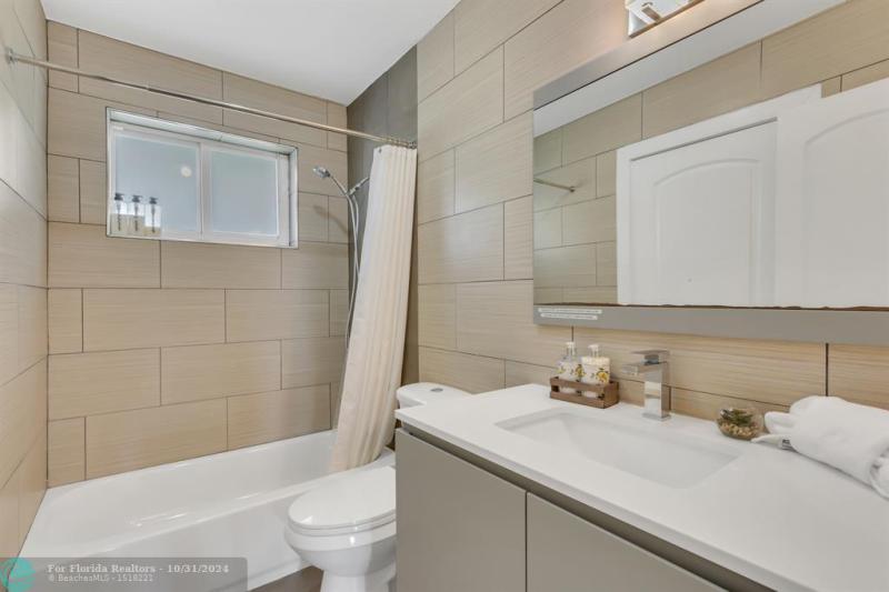 Duplex, Triplex and Fourplex Images