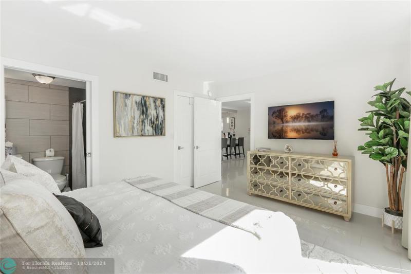 Duplex, Triplex and Fourplex Images
