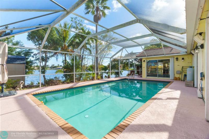  Single Family Homes Photo 23: 6385 Ocean Drive  Margate,  FL 33063