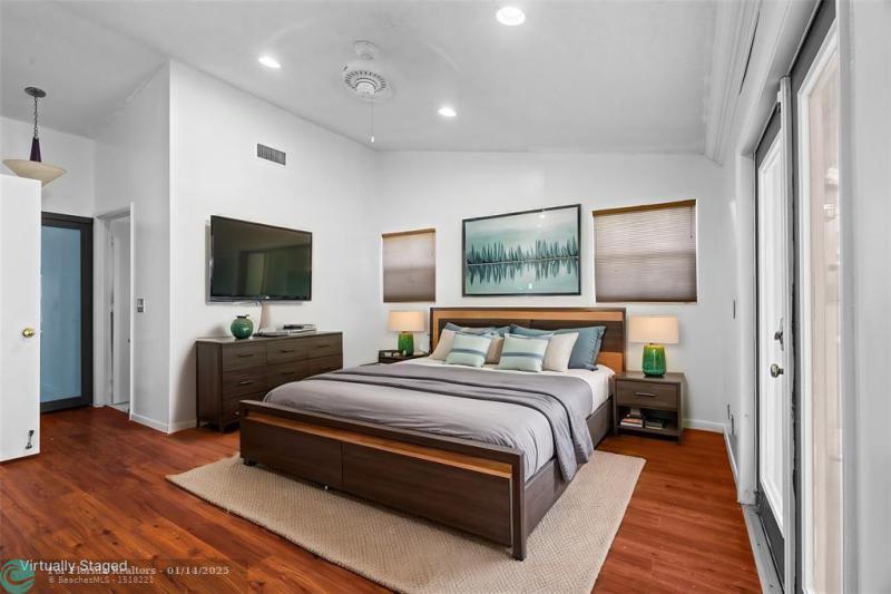  Single Family Homes Photo 4: 6385 Ocean Drive  Margate,  FL 33063