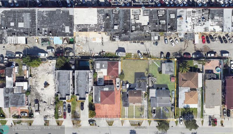  Single Family Homes Photo 2:  Hialeah,  FL 33013