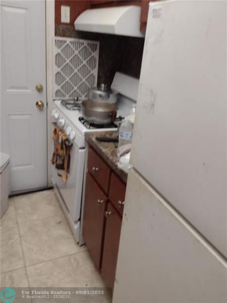  Condo & Townhome Photos