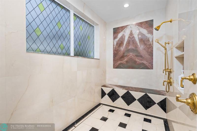  Single Family Homes Photo 22: 745 Middle River Dr  Fort Lauderdale,  FL 33304