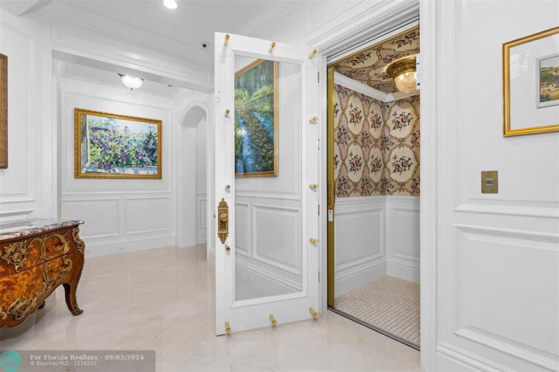  Single Family Homes Photo 26: 745 Middle River Dr  Fort Lauderdale,  FL 33304