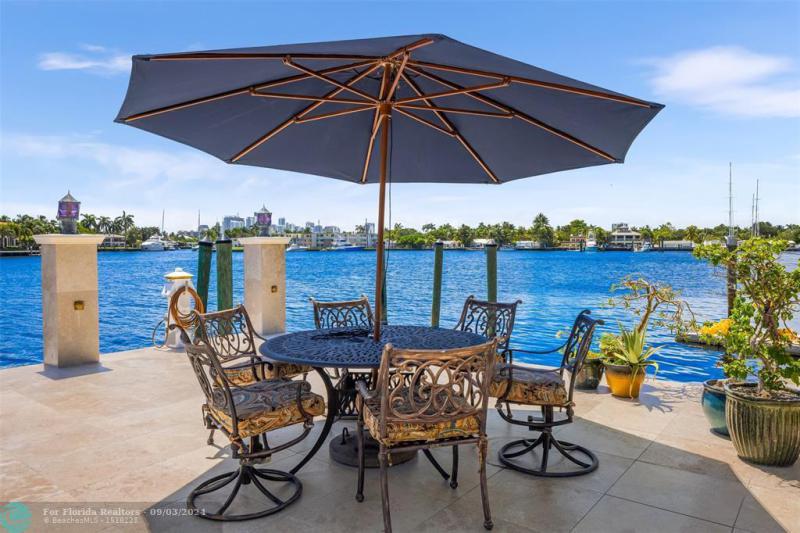  Single Family Homes Photo 39: 745 Middle River Dr  Fort Lauderdale,  FL 33304