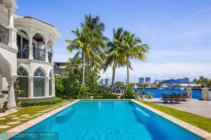  Single Family Homes Photo 41: 745 Middle River Dr  Fort Lauderdale,  FL 33304