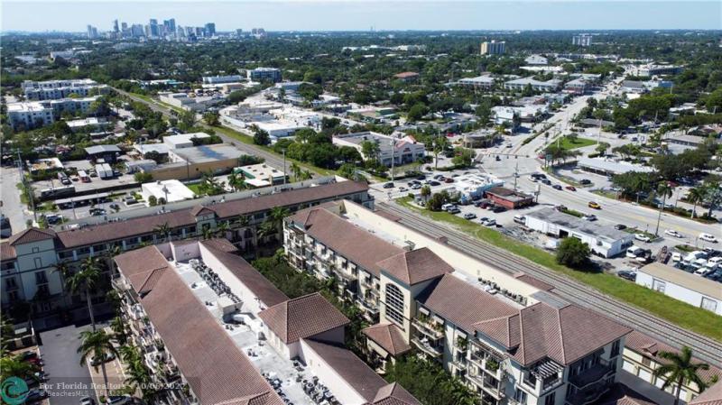  Condo & Townhome Photos