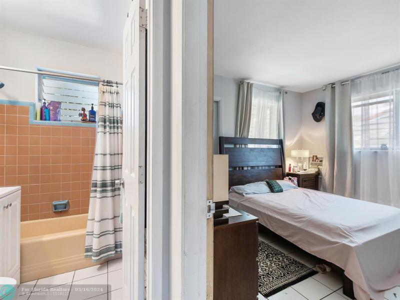 Duplex, Triplex and Fourplex Images