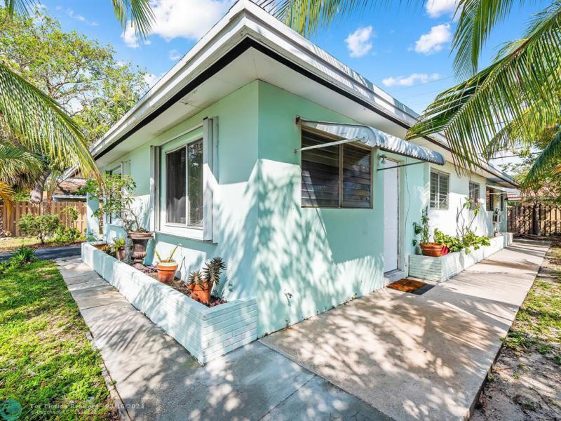 Duplex, Triplex and Fourplex Images