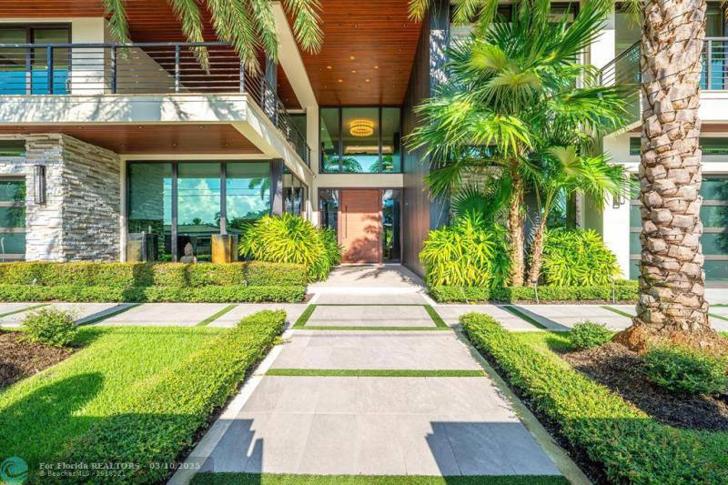  Single Family Homes Photo 11: 600 5th Key Dr  Fort Lauderdale,  FL 33304