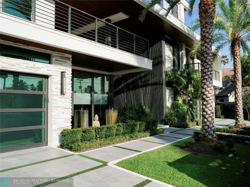  Single Family Homes Photo 12: 600 5th Key Dr  Fort Lauderdale,  FL 33304