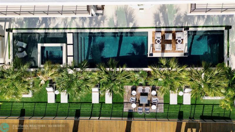  Single Family Homes Photo 19: 600 5th Key Dr  Fort Lauderdale,  FL 33304