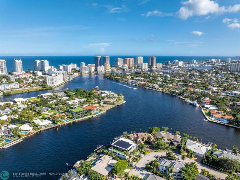  Single Family Homes Photo 6: 600 5th Key Dr  Fort Lauderdale,  FL 33304