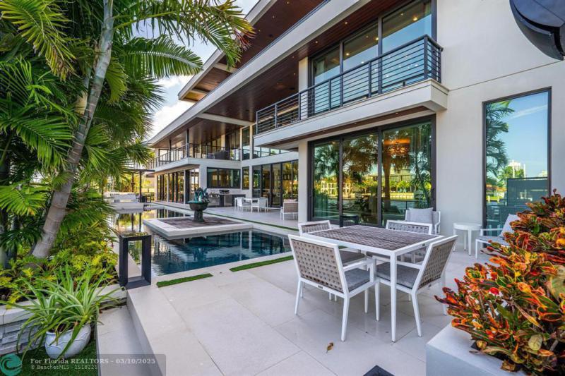  Single Family Homes Photo 76: 600 5th Key Dr  Fort Lauderdale,  FL 33304